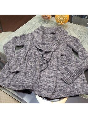TALULA Aritzia Chunky Wool Angora Cashmere Heathered Gray Wrap Sweater